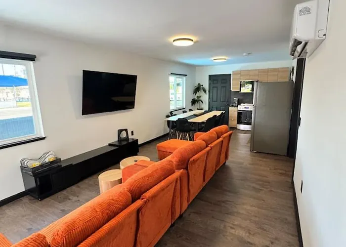 Holiday home Wellness And Retreat Sleeps 19 Phoenix